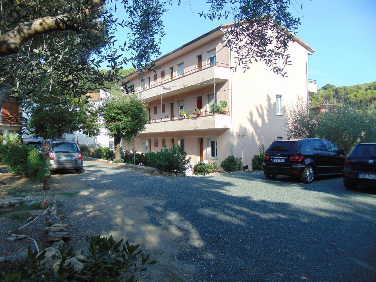 Appartamento Il Geranio Quercianella Exterior foto